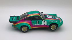 Scalextric 1/32, Porsche 911 3.0 RSR, Vaillant, C4439