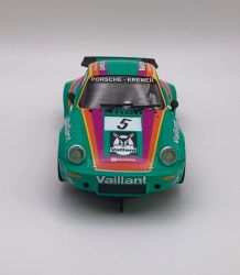 Scalextric 1/32, Porsche 911 3.0 RSR, Vaillant, C4439