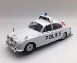 Scalextric 1/32, Jaguar MK2, Police Edition, C4420
