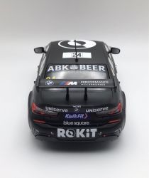 Scalextric 1/32, BMW 330i, Nr.24, BTCC 2022, C4440