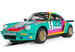 Scalextric 1/32, Porsche 911 3.0 RSR, Vaillant, C4439