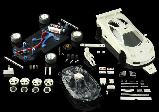 BRM 1/24, McLaren F1 GTR, Bausatz 'White Kit'